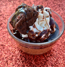 Load image into Gallery viewer, Dessert and Drink Candles. Soy Blend & Gel Wax Candles