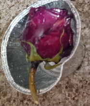 Load image into Gallery viewer, Memorial Resin Heart & Square plaques and any occasion plaques