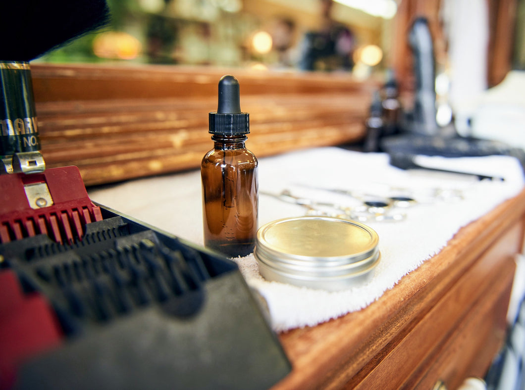 Beard conditioning and thickening Oil